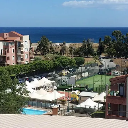 Giardini Naxos Home Apartment *